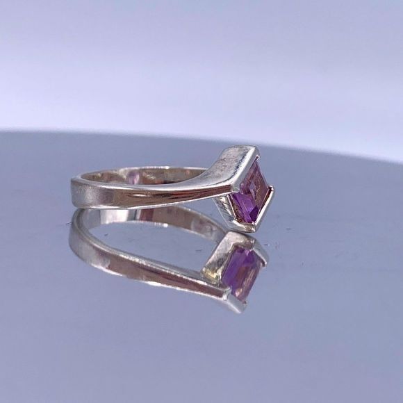 Vintage Sterling Silver Amethyst Bypass Ring - Asscher Cut - Picture 8 of 9